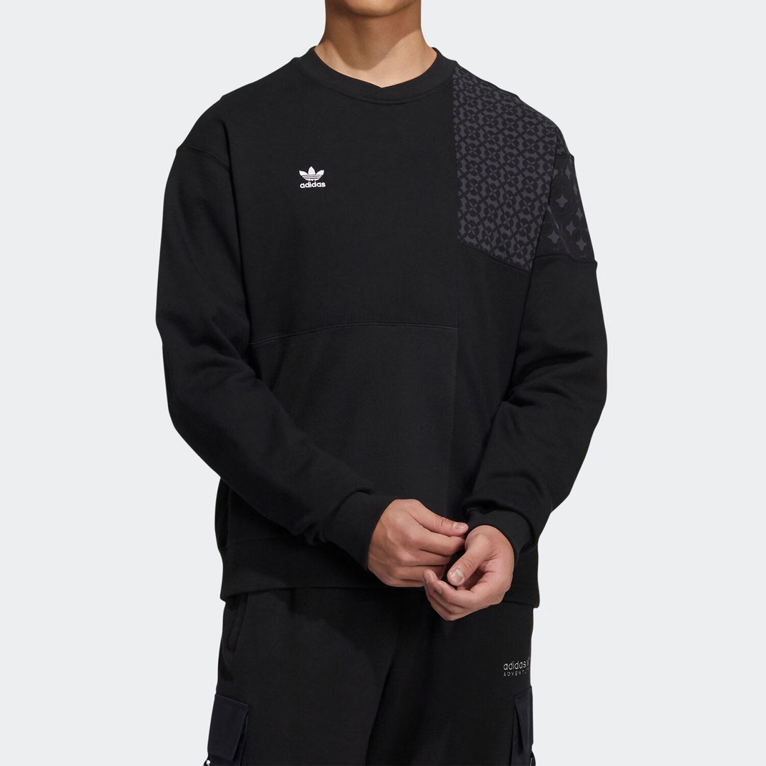 adidas/阿迪达斯三叶草cny新年款男子拼接休闲卫衣 hc0565【国际码】