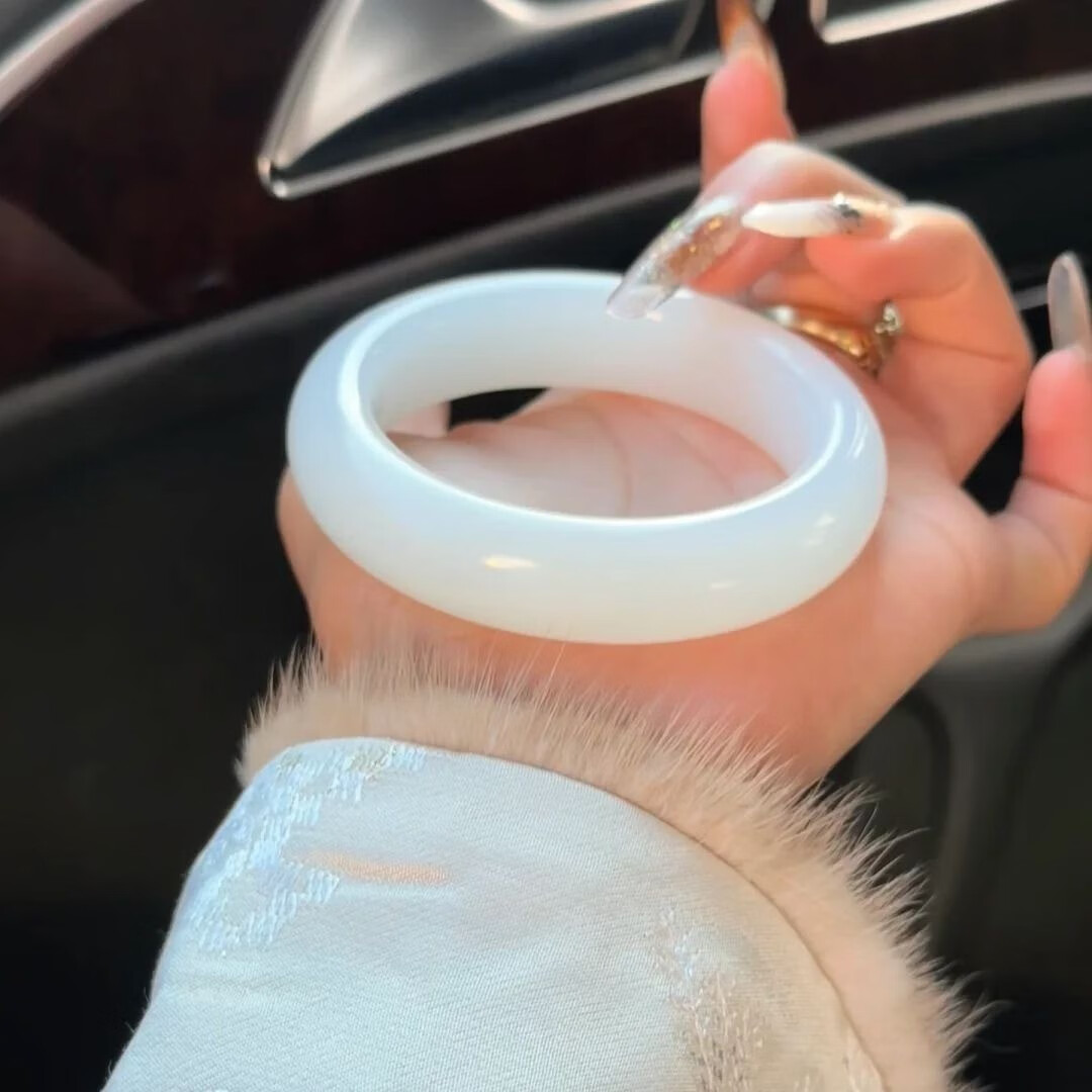 天然a货新疆白玉金丝玉手镯羊脂白扁条少女款玉石镯子首饰 高品质52