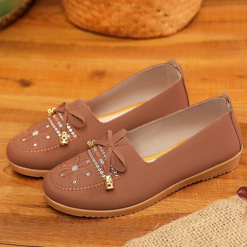 底老北京布鞋女鞋单鞋平底防滑中老年妈妈鞋复古舒适老人布鞋 烟色 35