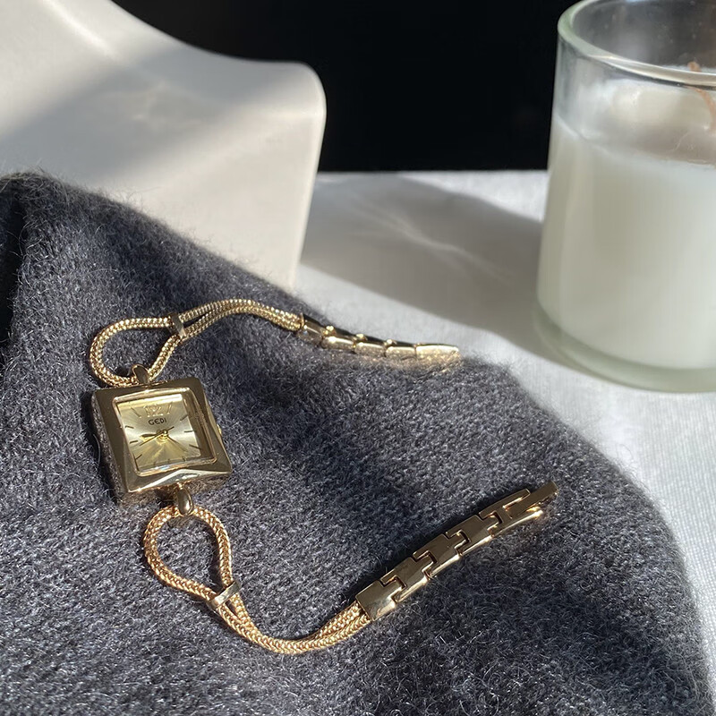 歌迪（GEDI）法式小方糖精致复古简约小众设计高级感轻奢链条小表盘女学生手表 银白