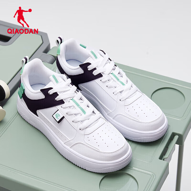乔丹QIAODAN男鞋运动鞋夏季透气潮流百搭白鞋厚底板鞋学生休闲鞋子