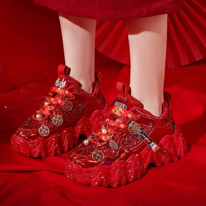 百丽香奈婚鞋女运动鞋中式红色新娘鞋结婚不累脚平底禾秀婚纱两穿平时可穿 中国红 38