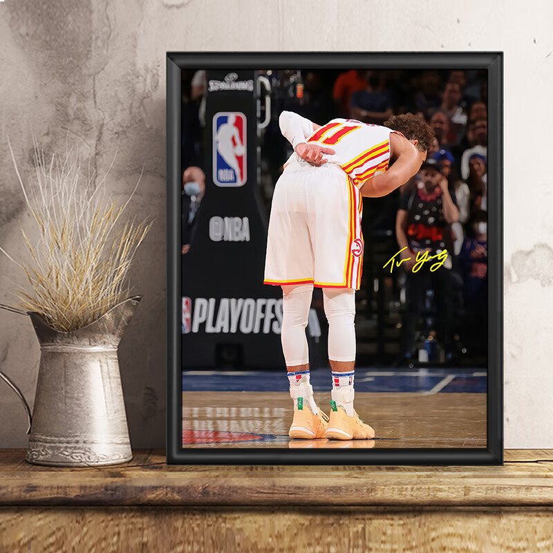 特雷杨签名海报相框摆件nba篮球球星周边装饰画挂画生日礼物 (10寸)
