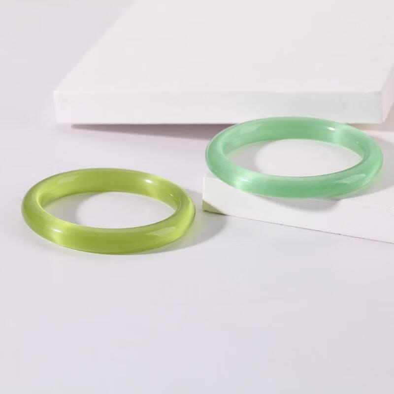 周大福钻石之心韩版细款灰猫眼石手镯时尚饰品女猫眼效应明显圈口 银灰色9MM宽圈口56mm