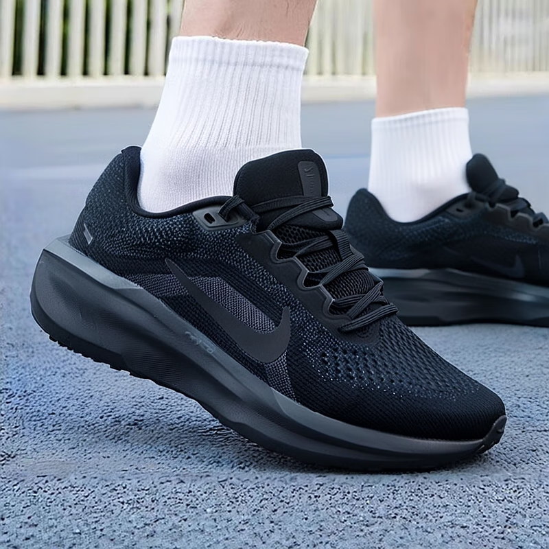 �Ϳˣ�NIKE����Ь 2026�����¿����Ь�˶�Ь��������ѵ��Ь�����ܲ�Ь ����ʿ/Air ���� /WINFLO 11 40 (�ڳ�250mm) 529Ԫ