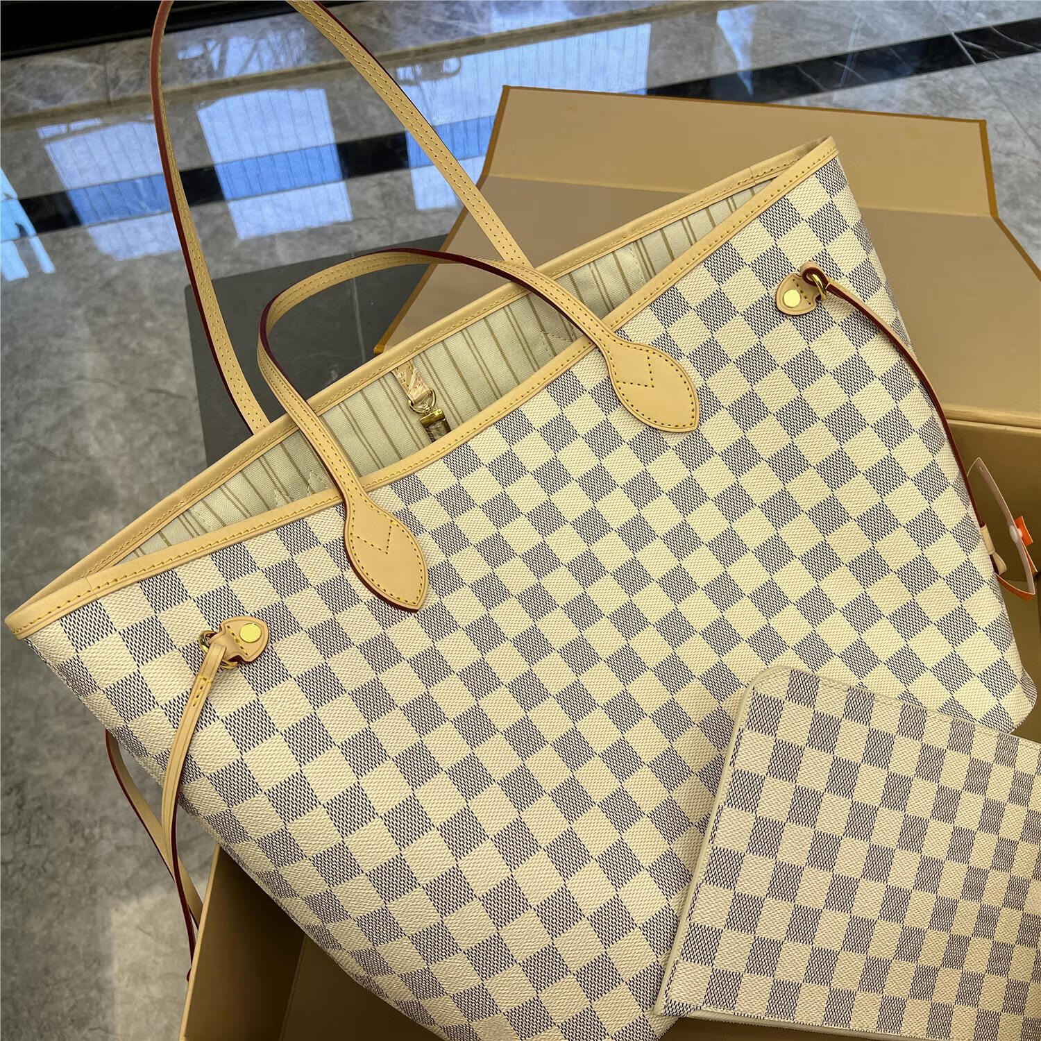 lvboyi2024新款老花子母购物袋棋盘格托特包大容量通勤单肩手提妈咪