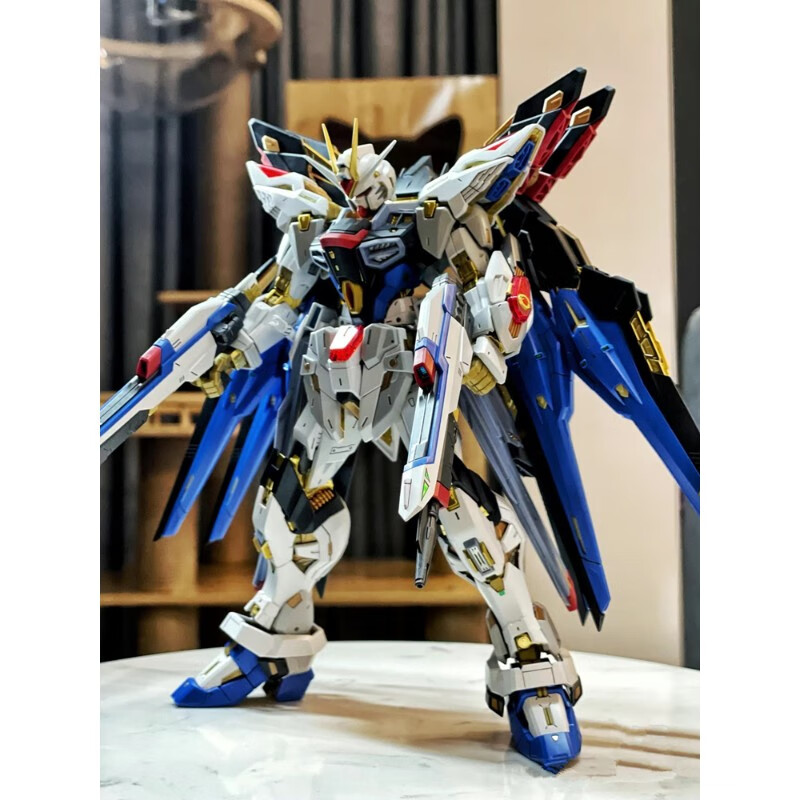 贝木惠万代高达拼装模型hg强袭自由命运能天使红异端独角兽元祖机甲