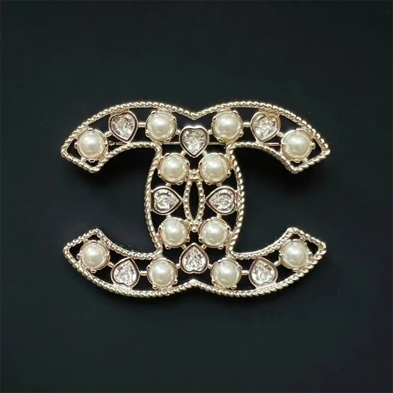 香奈儿(chanel)女士胸针 香奈儿 经典双c珍珠钻款大号胸针
