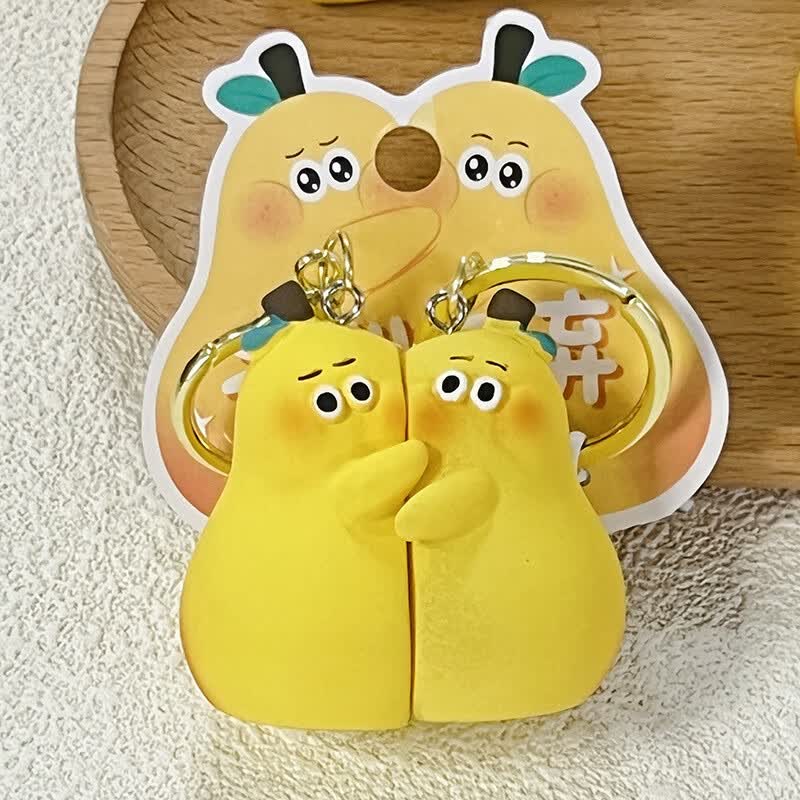 抱抱梨挂件 不离不弃可爱梨钥匙扣分梨挂件抱抱梨钥匙链贴贴 情侣扣