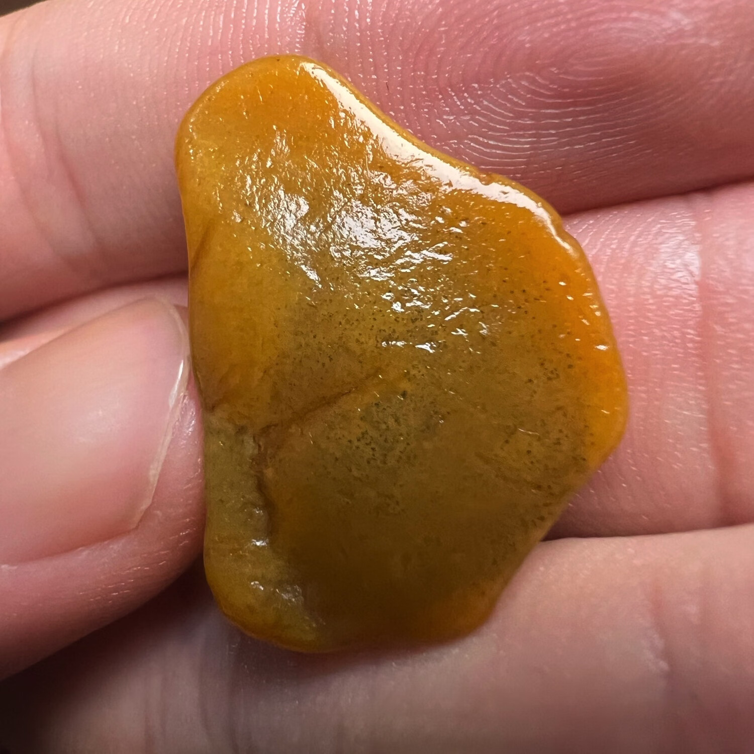 福建寿山田黄石原石乌鸦皮田黄石原石4.14克