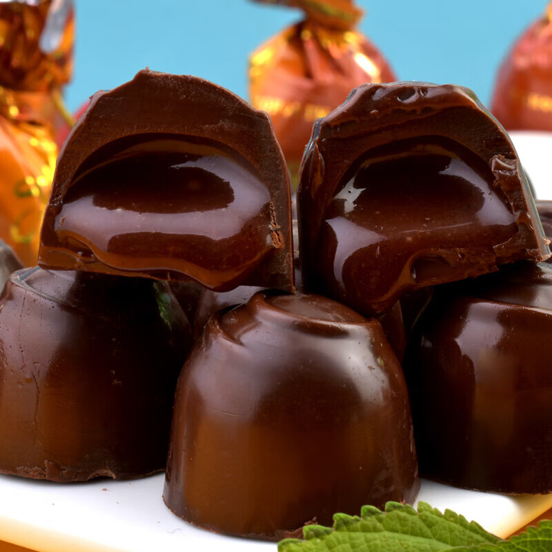 蜜叫俄罗斯樱桃酒心巧克力纯可可脂圣诞糖果年货零食食品散装喜糖 14