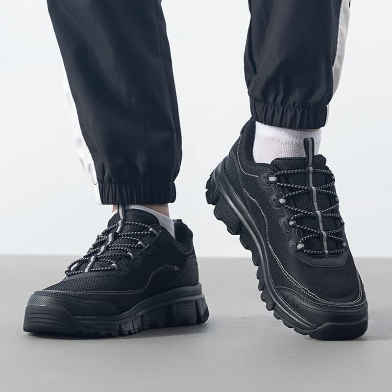 ˹���棨Skechers����Ь ʱ����ĥ�������ͽ������Ь  237704-BBK 194.6Ԫ