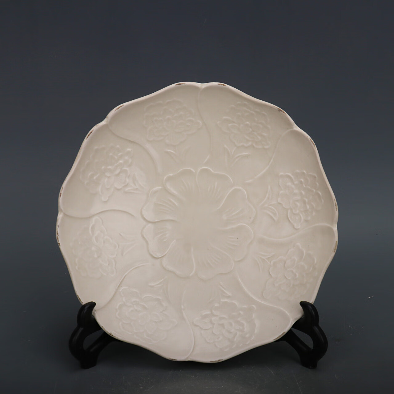 老物件仿古玩宋代定窑白釉刻花折口盘仿古瓷器玩董老旧货物收藏品