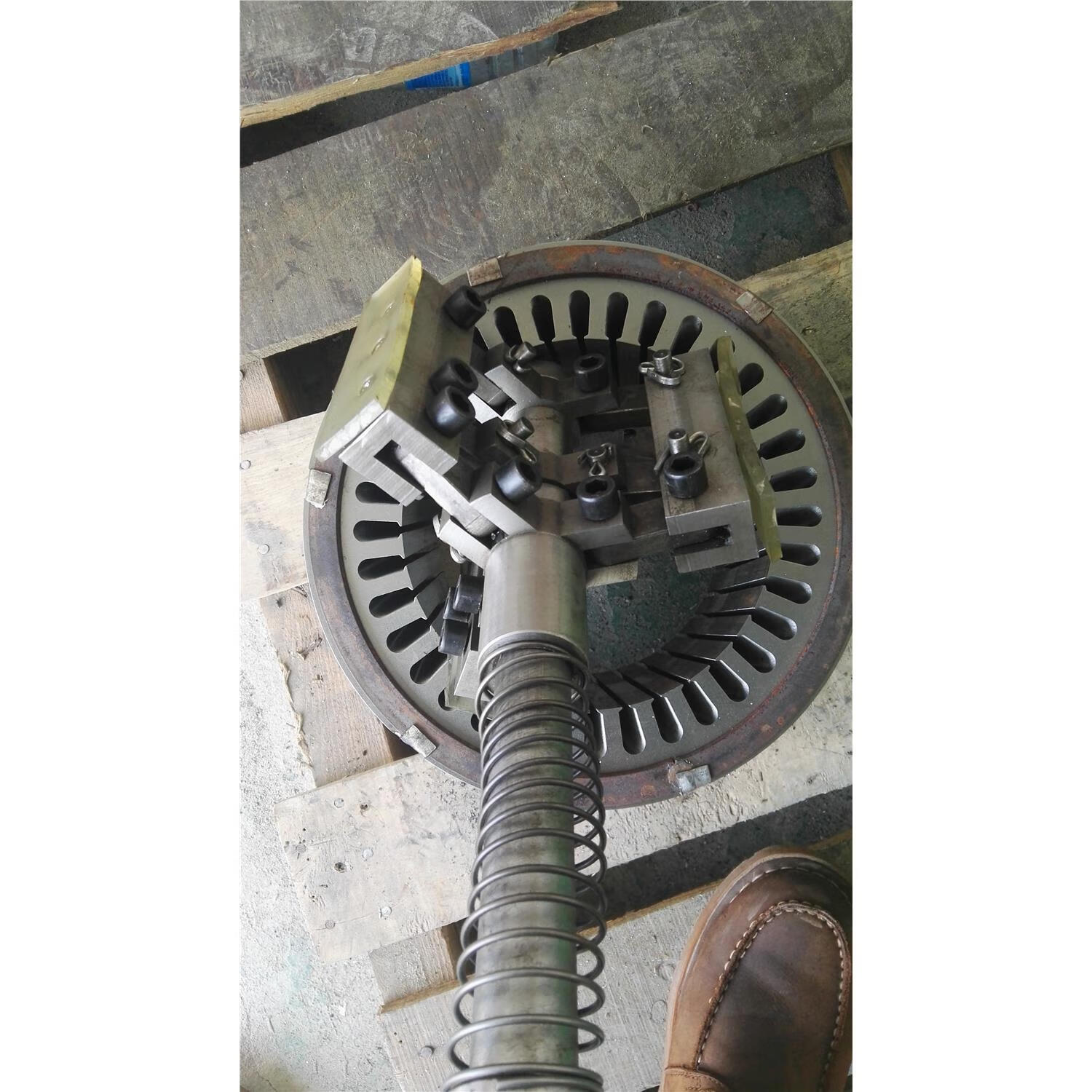 甜苗苗电机定子吊具吊定子工装内圆自锁紧吊具内撑吊具 定制内径90