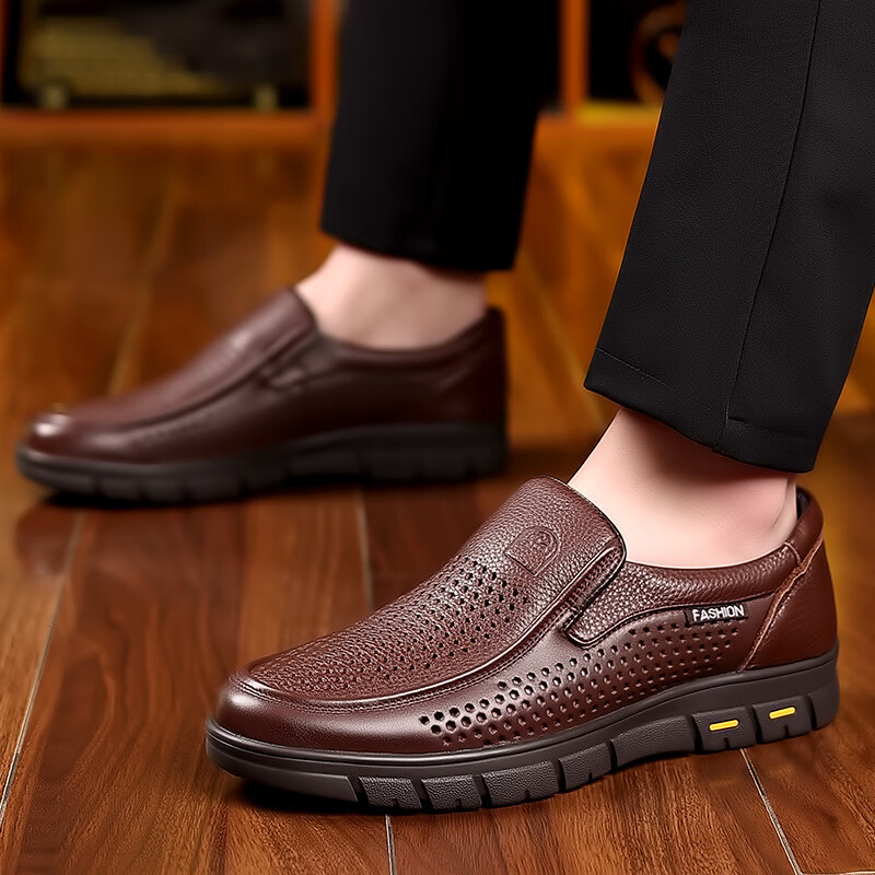 老人头层牛皮大码凉鞋皮鞋洞洞男鞋真皮爸爸鞋中老年软皮透气防滑 【头层牛皮】黑色 洞洞款 41