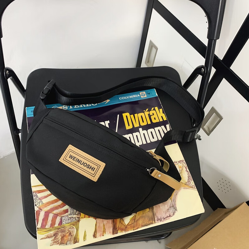 帆布包斜挎嘻哈潮牌胸包男士手机挎包背包男生休闲百搭包运动 黑色