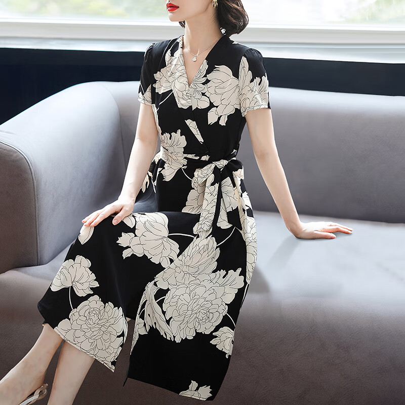 莎比菲(shabifei)母亲节年轻妈妈装洋气系带连衣裙中年女装夏装中老年