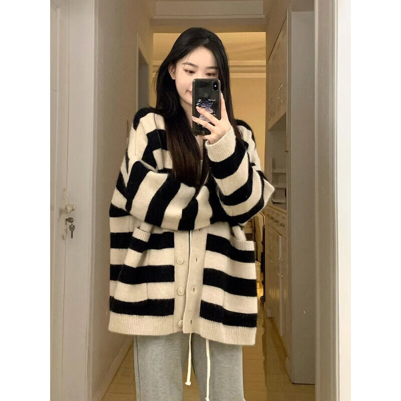 相伊恋人中长款针织开衫女25年春秋新款慵懒风外穿毛衣宽松条纹外套小个子 黑杏条纹【软糯面料】 均码【适合80-140斤】