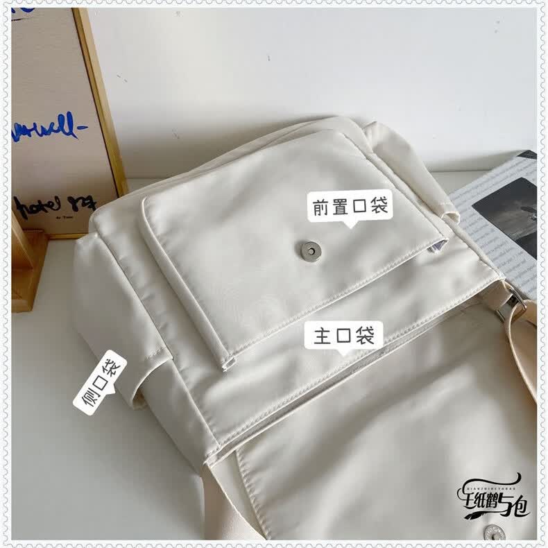 ins大学生上课斜挎包休闲背包单肩包女日系原宿包包复古邮差包男 米白