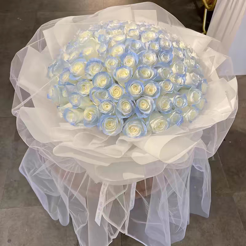 老婆女友生日纪念日碎冰蓝玫瑰韩式花束 33朵碎冰蓝玫瑰创意韩式花束