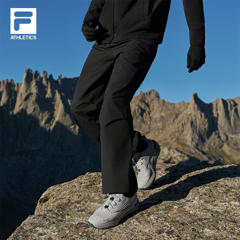 男士冲锋裤哪个品牌好性价比高?3款口碑公认,户外必备之选-图片3