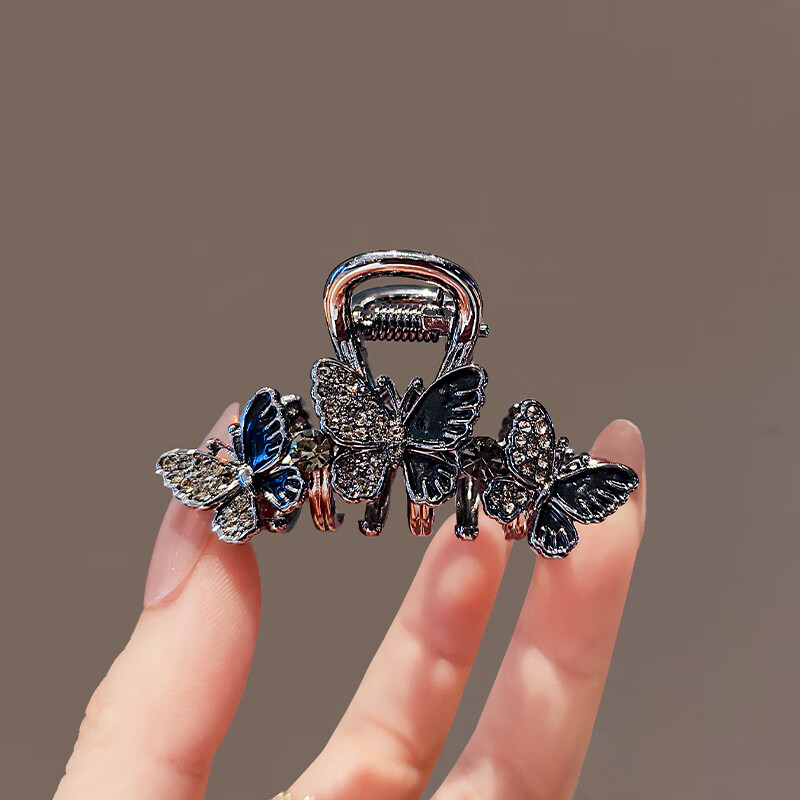 黛诗琳  dsl2024新款中号蝴蝶鲨鱼夹枪黑水钻高端感后脑勺半扎发夹抓