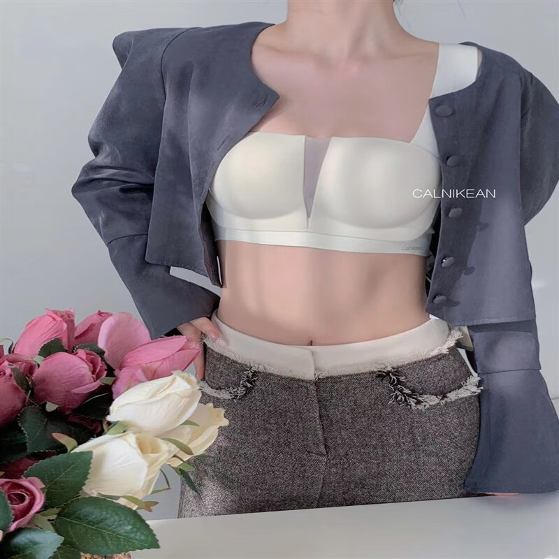 托普莱夫(topulaifu)秋冬聚拉提秒升杯内衣女小方形小胸聚拢半杯舒适