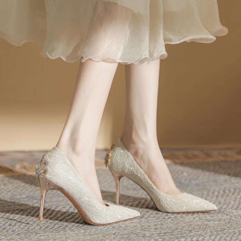 大东香港气质香槟色女王皇冠高跟鞋女细跟婚鞋新娘鞋禾秀婚纱两穿单鞋