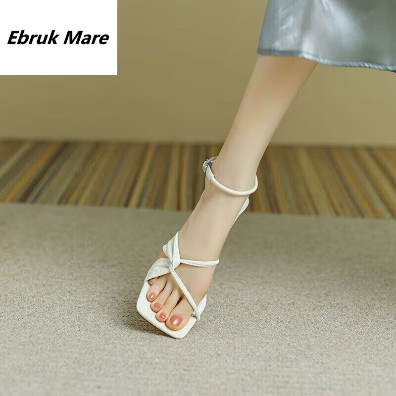 EBRUK MARE森马同品白色法式中高跟鞋仙女风气质细跟交叉绑带露趾温柔一字带 米白色 37