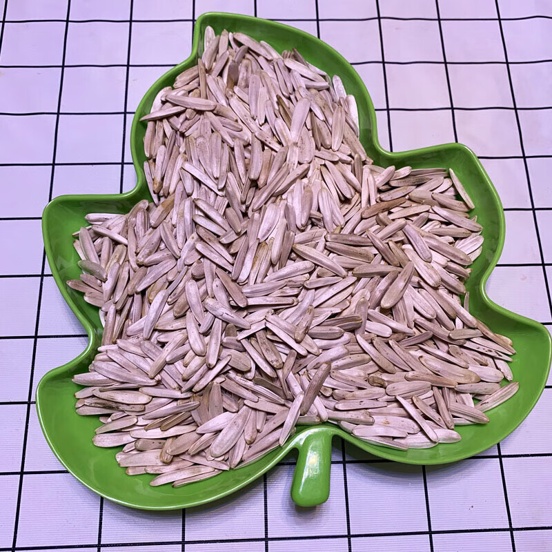 虎钢馋新疆狼牙瓜子牙签大葵花籽干炒散装特级阿克苏产马牙白皮瓜