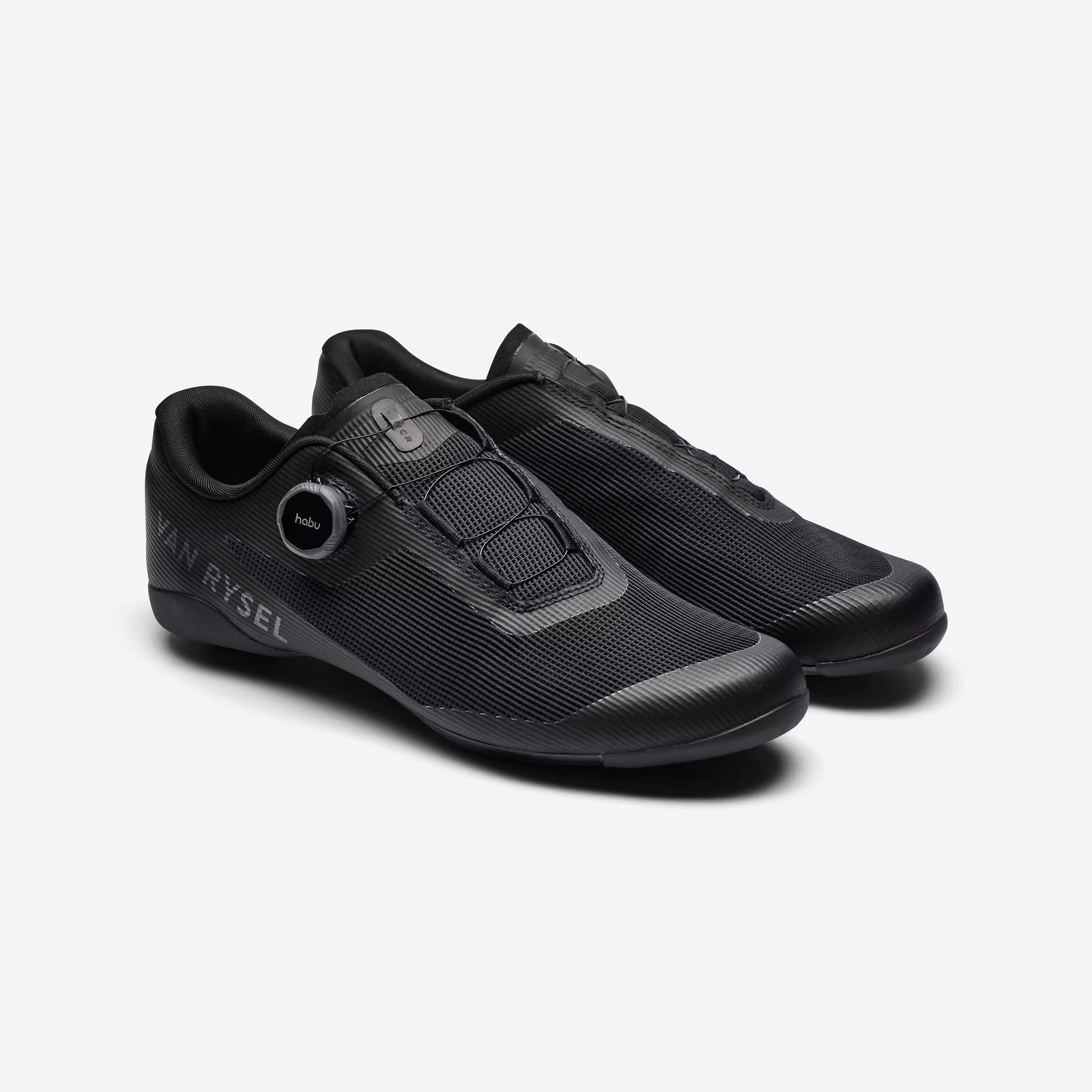 �Ͽ�ٯ��Ь����Ь��·��ɽ��Ӳ��Ь���г�Ь��רҵ��Ƭ���� NCR AIR������Ь 41 399.9Ԫ