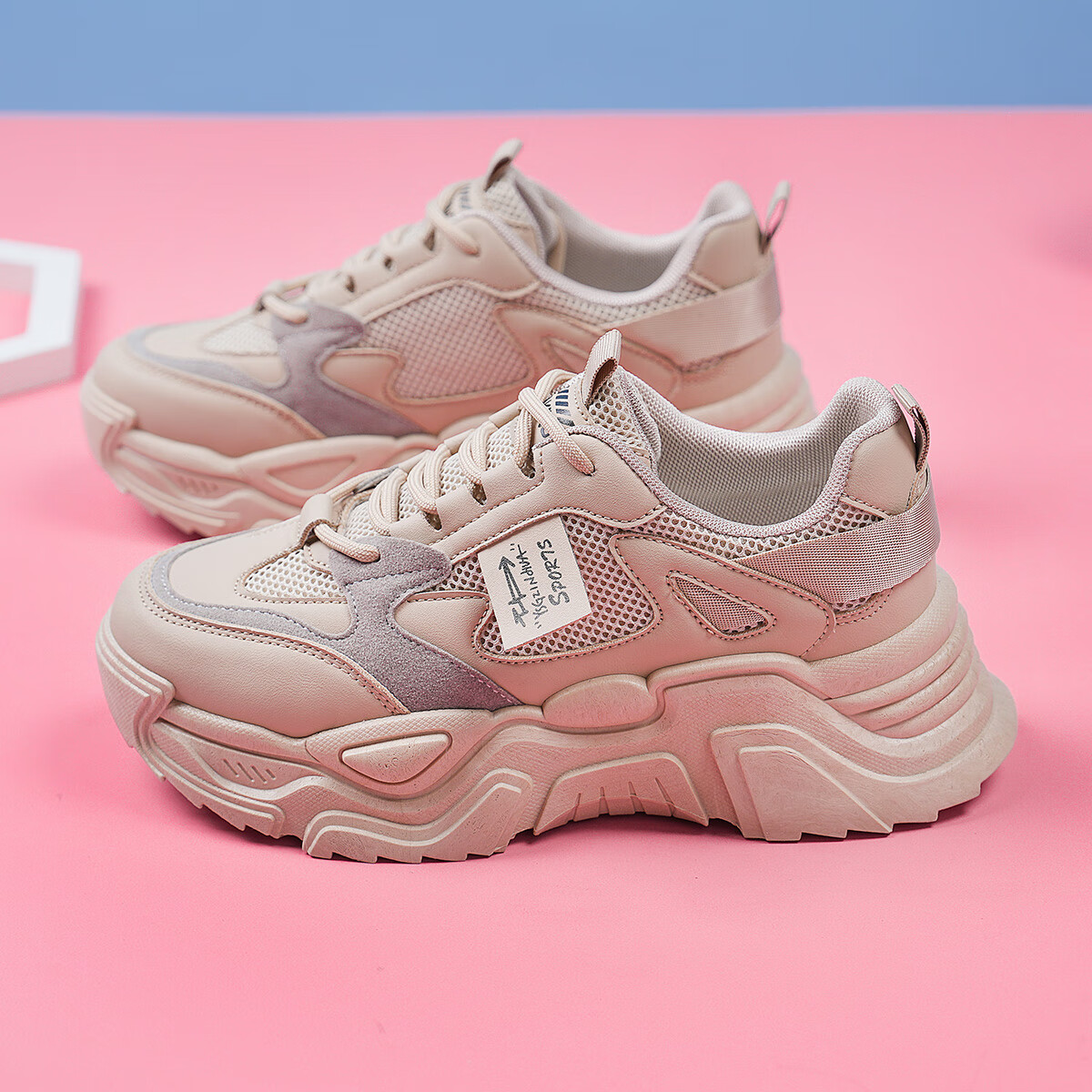 犸凯奴春季新品时尚潮流轻便百搭舒适通勤运动休闲鞋女款 奶茶色 35