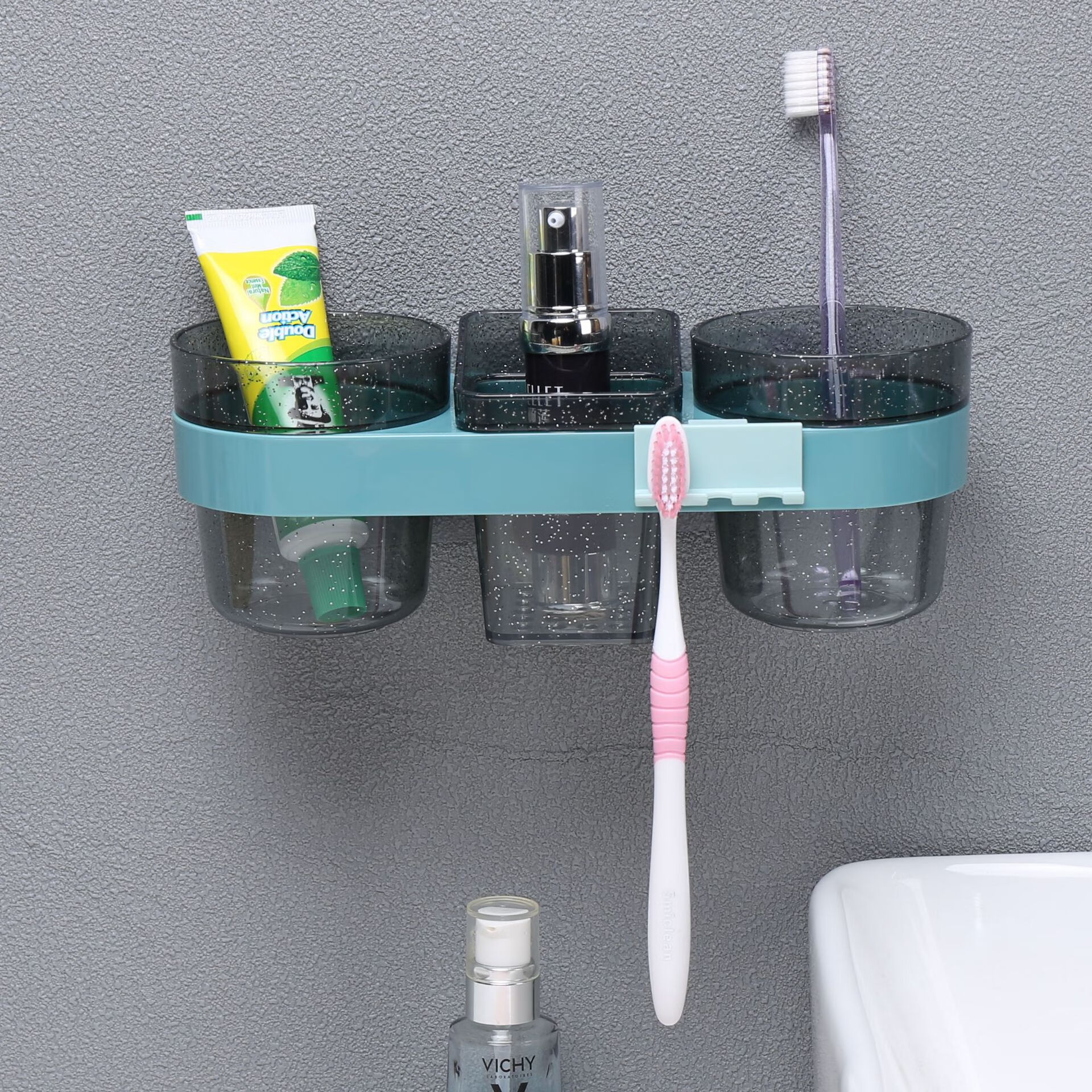 矮牵牛置物架情侣牙刷架免打孔双人壁挂式卫生间杯架刷牙杯牙杯 晶透