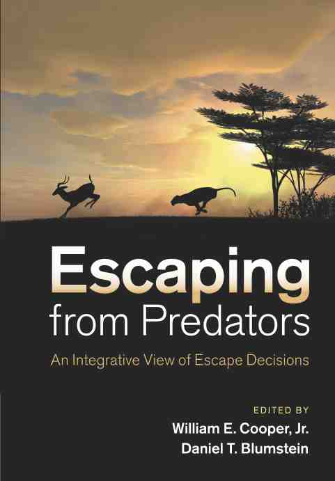 预售 按需印刷escaping from predators
