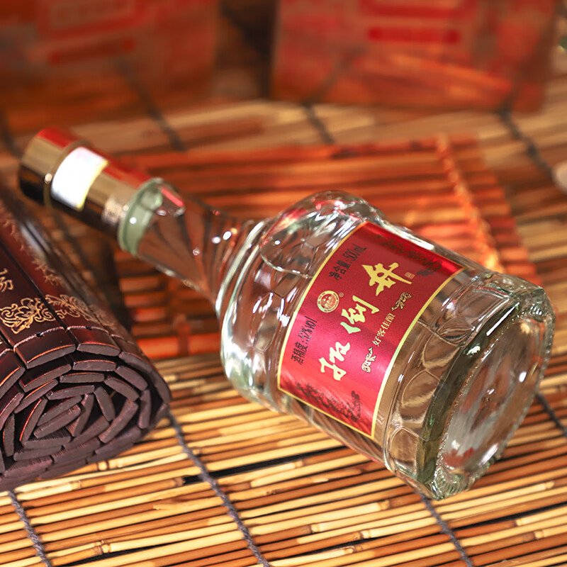 扳倒井白酒 52度好客佳酿 纯粮酿造浓香型礼盒包装 自饮送礼白酒 52度 500mL 6瓶 （搭配手提袋）