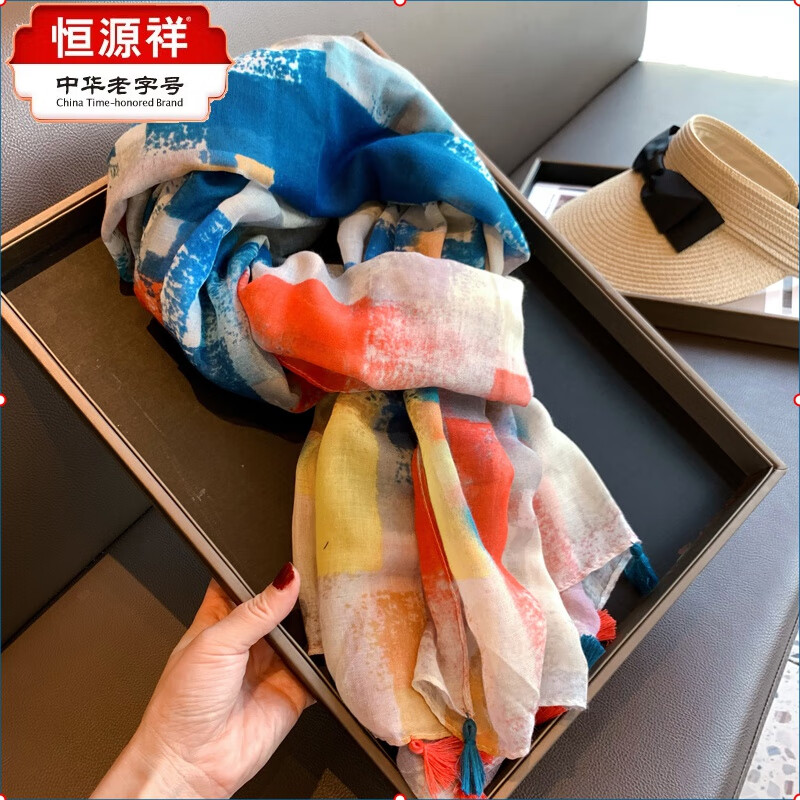 恒源祥絲巾女夏季韓版百搭薄紗巾遮陽棉麻圍巾扎染色塊海邊沙漠防曬披肩 扎染藍橘色塊流蘇紗巾