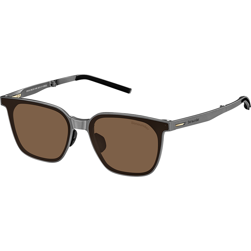 ���£�beneunder��ī����ƫ��ī�����м�ʻ�۾����㿪��ר��̫������þ�Ͻ����п�134.5Ԫ������ȯ���������˧ѽ������