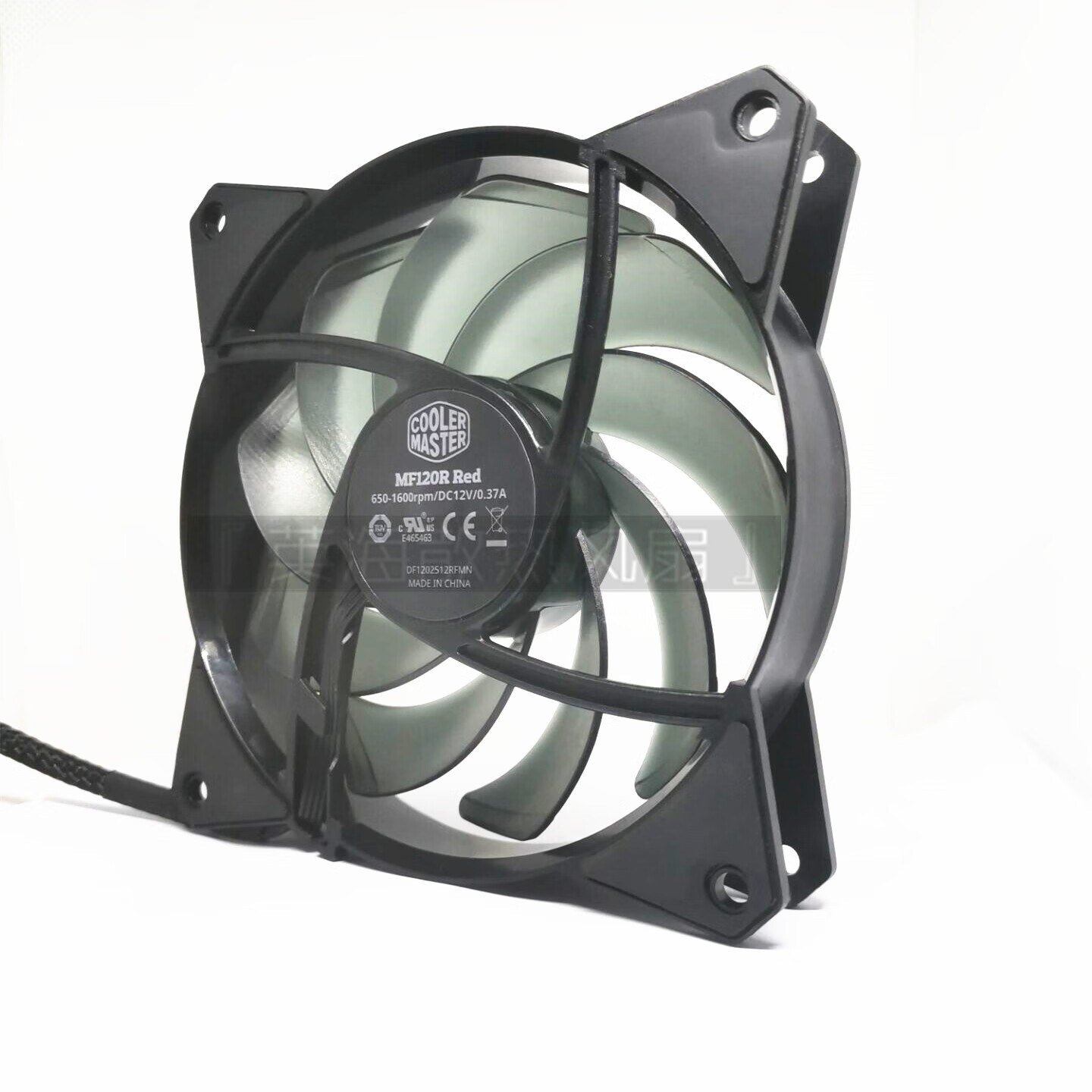 OIMG酷冷至尊酷冷 冰神B120i B240 水冷散热器 Red红色灯光 12CM 机箱风扇 4Pin1600rpm