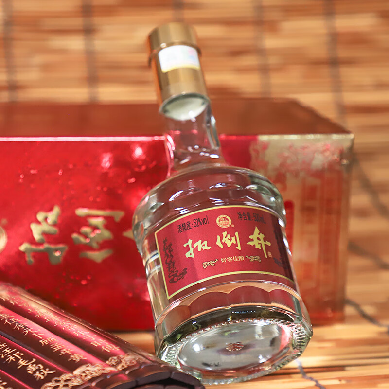 扳倒井白酒 52度好客佳酿 纯粮酿造浓香型礼盒包装 自饮送礼白酒 52度 500mL 6瓶 （搭配手提袋）