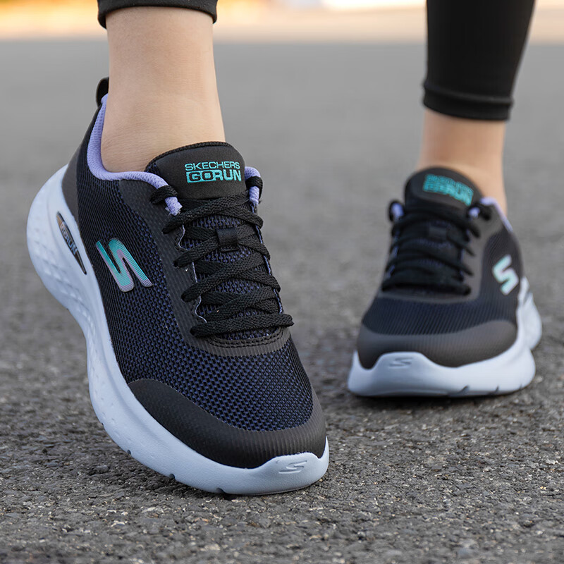 斯凯奇（Skechers）女鞋秋季2025新款网面休闲鞋透气妈妈鞋减震跑步鞋轻便软底运动鞋 129441-BKLV /黑