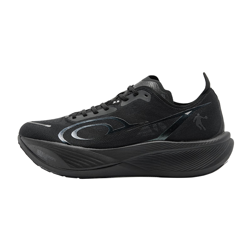 ���ڲ������ǵ���ӰPB3��ǿ�涬���¿�ȫ��̼�������ɱ����������˶��ܲ�Ь�� ��ɫ/����ɫ -Ӣ�� 44 409Ԫ