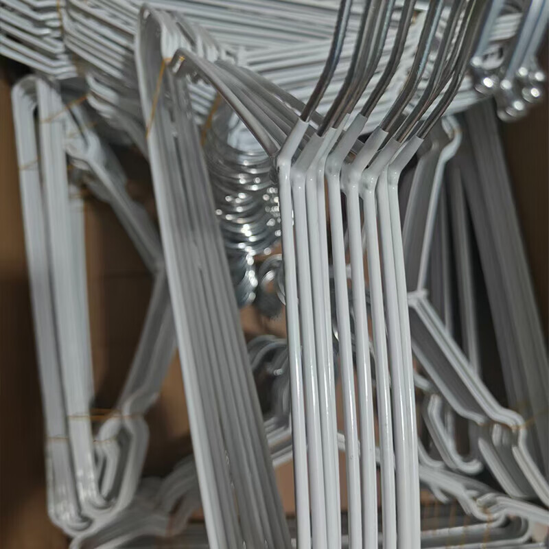 衣架家用挂衣服架子无痕防滑衣撑子多功能晾衣架衣柜收纳神器 樱花粉【实心加粗+浸塑防滑】 30支【家用推荐】