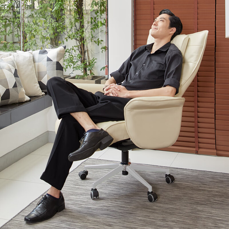 ZEDERE家德瑞特兰托牛皮原装进口商务椅 象牙白 头层牛皮