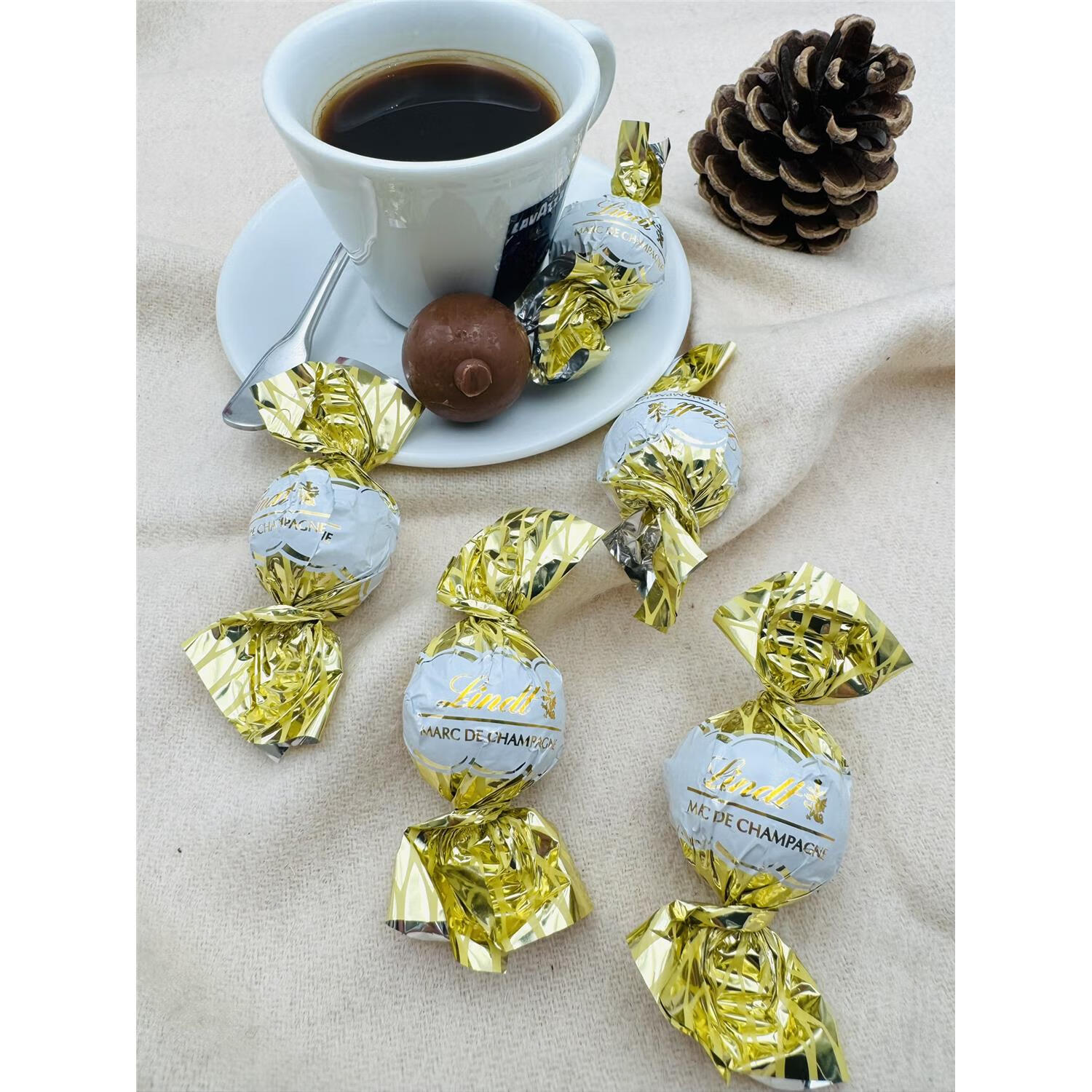 奥睿辰现货 梦澜坊法国代购瑞士莲软心香槟酒心牛奶巧克力 (22)香槟酒