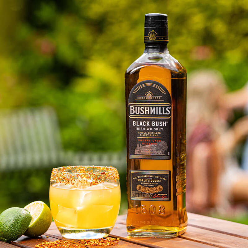 Bushmills布什米尔单一麦芽年份威士忌百世醇黑白标爱尔兰进口洋酒whiskey 黑标高比例麦芽调和威士忌700ml