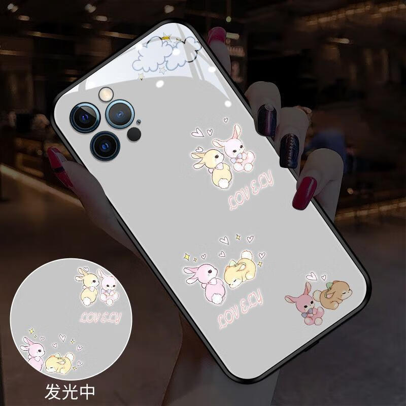 莫龍山河（MOLONR）適用于蘋果11手機殼iPhone12來電閃14max卡通 Locely兔【精孔】2025新款 iphone12ProMax6.7寸三攝