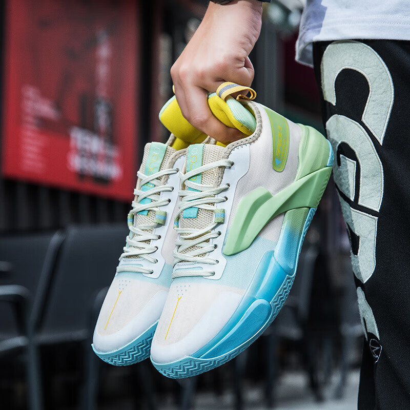 ����Ь2025�¿�����9����ʱ����Ь��ѧ�����͸�������˶��ܲ�Ь ���� 40