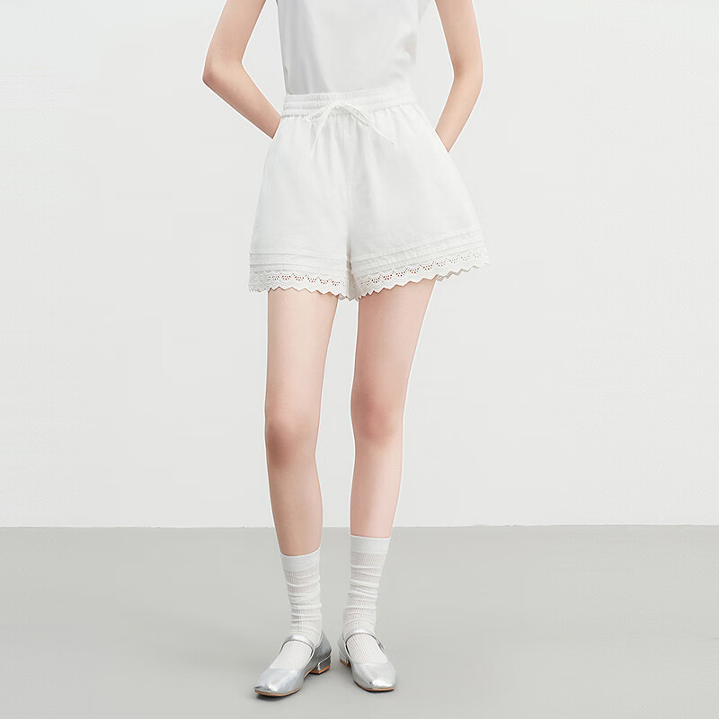 乐町A版花边短裤2025夏新款松紧腰阔腿裤显瘦小个子休闲百搭裤子 亮白（现货） L