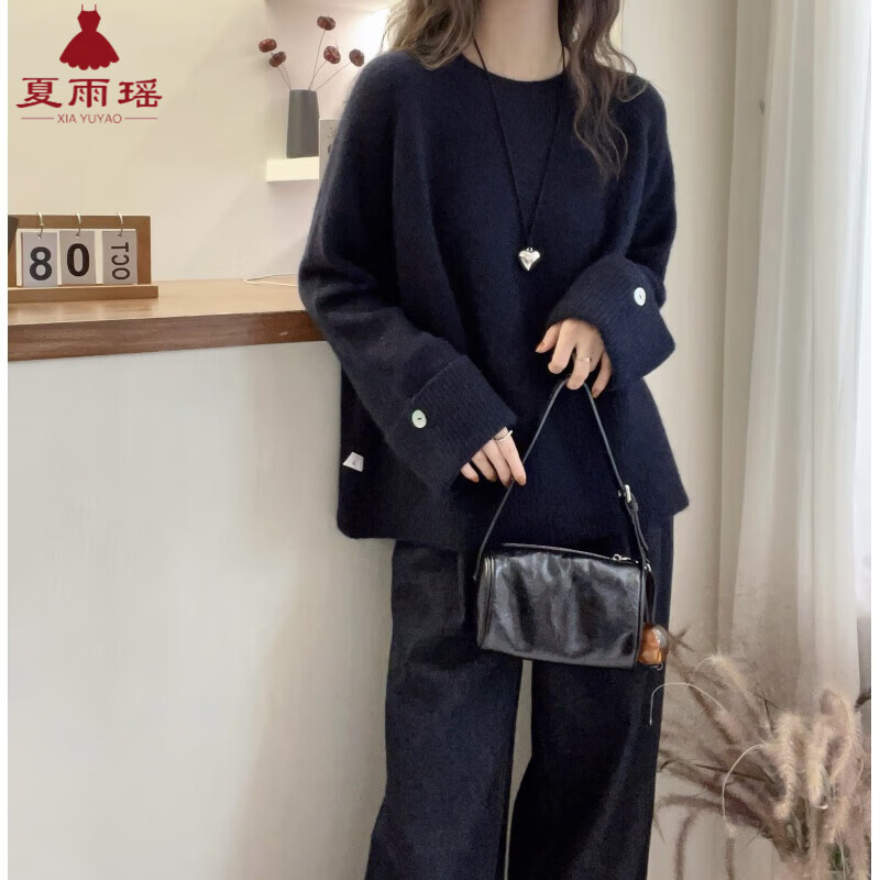 夏雨瑶2025法式设计感卷边圆领毛衣女秋季软糯慵懒风内搭打底针织衫上衣 黑色 L 105-125斤