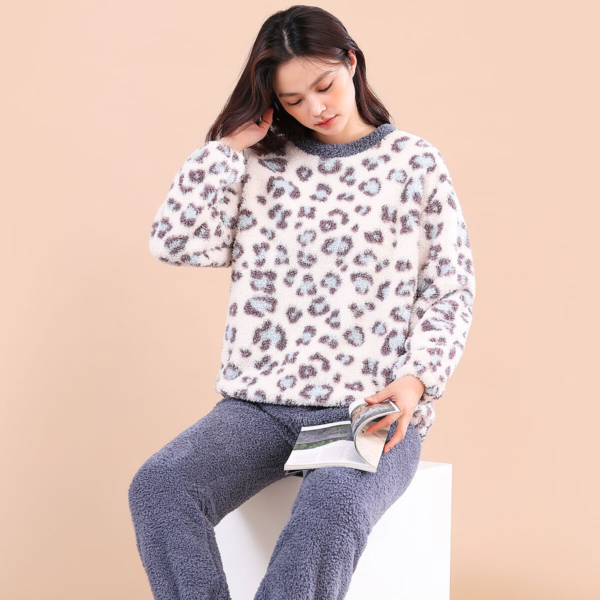 顶瓜瓜睡衣女珊瑚绒冬季加绒加厚法兰绒休闲女士家居服套装 ADL  斑点蓝 L 【建议100-120斤】